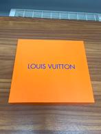 Louis Vuitton muts en sjaal met alle papieren, Vêtements | Hommes, Bonnets, Écharpes & Gants, Louis Vuitton, Bonnet, Enlèvement ou Envoi