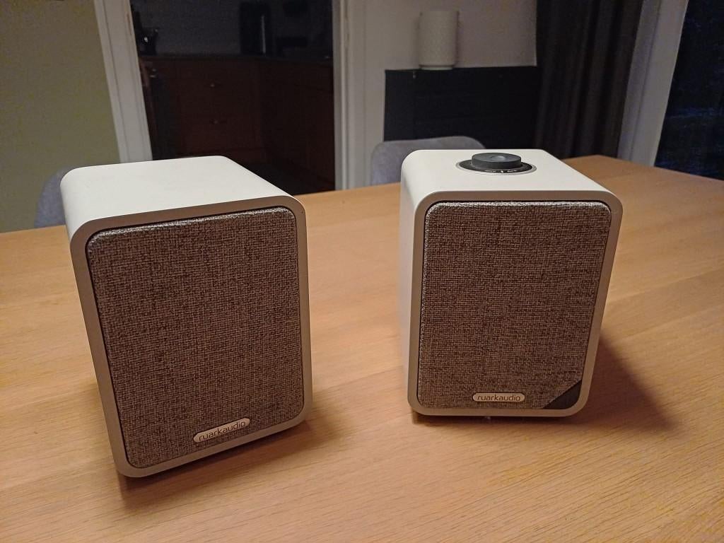 Ruark Mr1 Mk2 bookshelf speakers, Audio, Tv en Foto, Luidsprekerboxen, Zo goed als nieuw, Front, Rear of Stereo speakers, Minder dan 60 watt