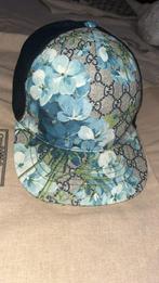 Gucci blauwe pet met bloemen, Ophalen of Verzenden, Zo goed als nieuw, Pet