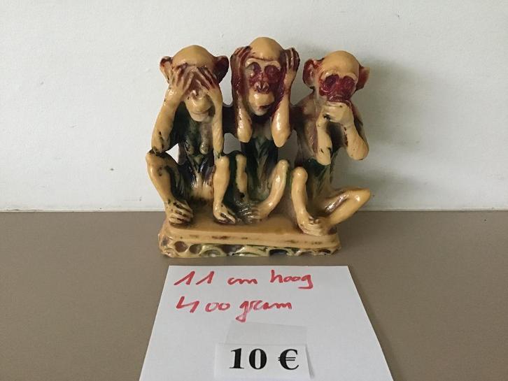 beeldje : "Horen, zien en zwijgen" voor 10 euro, Verzamelen, Beelden en Beeldjes, Zo goed als nieuw, Ophalen of Verzenden