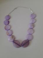 ketting met lila paillettes, Handtassen en Accessoires, Kettingen, Ophalen of Verzenden, Zo goed als nieuw, Paars, Overige materialen
