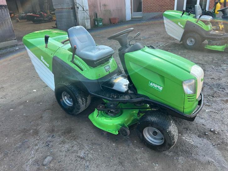 Viking T6 MT6112ZL 24 pk tweecilinder, Tuin en Terras, Zitmaaiers, Zo goed als nieuw, Ophalen of Verzenden