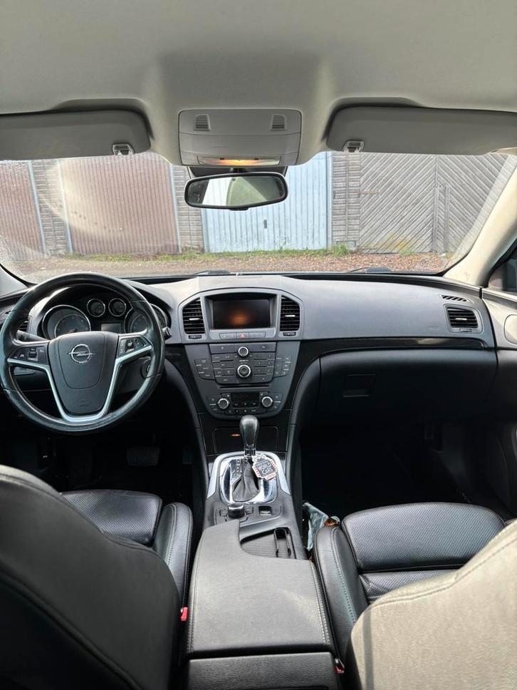 Opel insignia, Autos, Opel, Particulier, Insignia, Verrouillage central, Diesel, Euro 5, Break, 5 portes, Automatique, Argent ou Gris