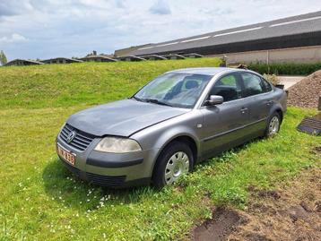 VW Passat 1.9tdi 130pk 2004 en pièces détachées à vendre