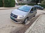 Dacia sandero 2015 euro5b, Auto's, Dacia, Euro 5, Centrale vergrendeling, Zwart, Beige