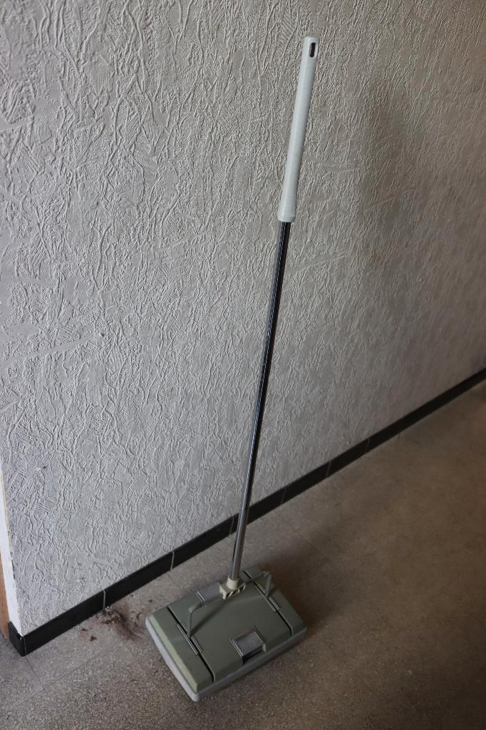 Retro manuele stofzuiger, Verzamelen, Retro, Ophalen