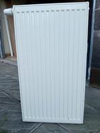 D-radiator UNI8 90x50x13 2 stuks, Doe-het-zelf en Bouw, Verwarming en Radiatoren, Ophalen, Zo goed als nieuw, Radiator