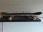 Skateboard met beschermende uitrusting, Ophalen, Gebruikt, Skateboard