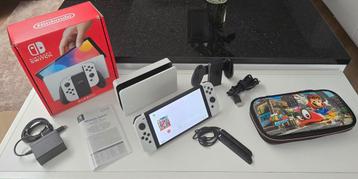 Nintende switch Oled zeer weinig gebruikt ✅️ beschikbaar voor biedingen