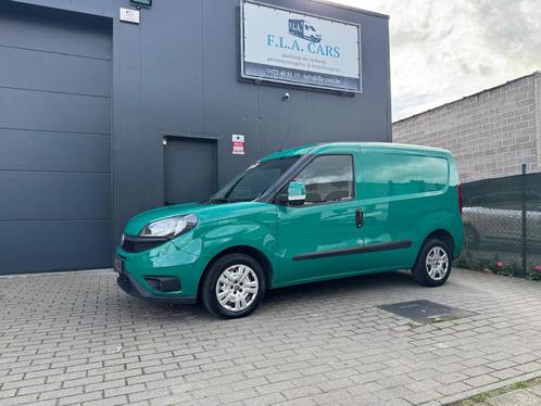 FIAT DOBLO 1.3JTD BJ2018 AIRCO CAMERA NAVIGATIE EURO6B FULL, Autos, Camionnettes & Utilitaires, Entreprise, Achat, ABS, Airbags