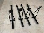 Set van 4 Thule 1050-09 fietsendragers, Ophalen, 3 fietsen of meer, Gebruikt, Dakdrager
