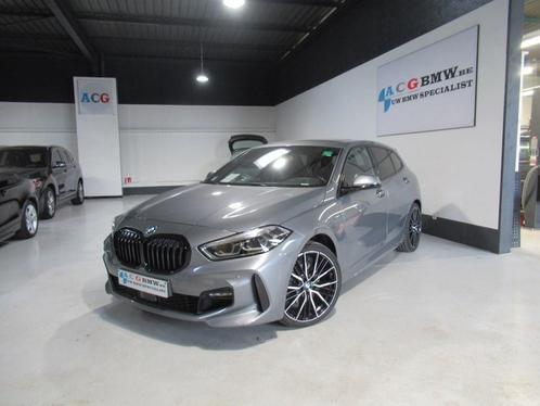 BMW 118   i A Elektr Kuipstoel Pano Navi Full LED Carplay H, Auto's, BMW, 1 Reeks, ABS, Adaptieve lichten, Adaptive Cruise Control