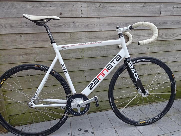 Vélo de piste Zannata Z92 taille XL 58 cm, Vélos & Vélomoteurs, Vélos | Hommes | Vélos de sport & Vélo de randonnée, Utilisé, Autres marques