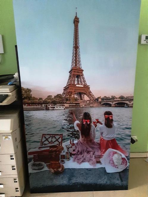 La tour Eiffel à Paris. En verre 180 x 100, Antiquités & Art, Art | Peinture | Classique, Enlèvement