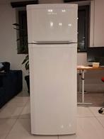 Beko DSA250220 koelkast met diepvries - goed onderhouden, Elektronische apparatuur, Ophalen, Gebruikt, 200 liter of meer, Met aparte vriezer