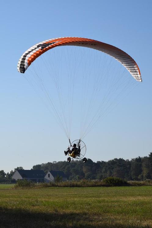 Fun flyer v1 paramotor, Sport en Fitness, Zweefvliegen en Paragliding, Zo goed als nieuw, Paramotor, Ophalen