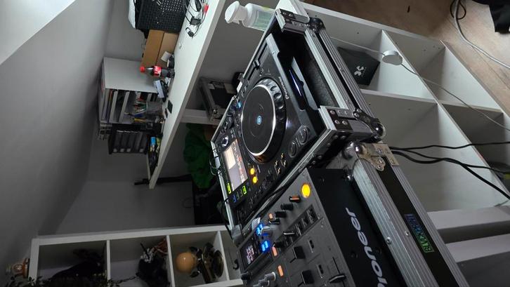 2  Pioneer CDJ-2000 (non-Nexus) + Pioneer DJM-750 + flightc, Muziek en Instrumenten, Dj-sets en Draaitafels, Zo goed als nieuw