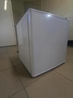 Mini diepvries, Elektronische apparatuur, Vriezers en Diepvrieskisten, Minder dan 85 cm, Minder dan 60 cm, Zo goed als nieuw, Vrijstaand