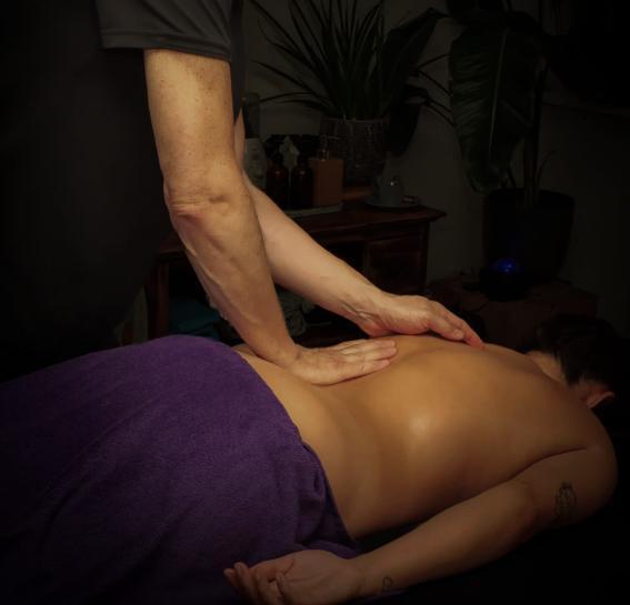 zachte intuïtieve ontspannende massage aan huis, Diensten en Vakmensen, Welzijn | Masseurs en Massagesalons, Ontspanningsmassage