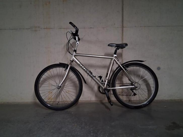 Specialized Alpe d’Huez – Sportieve hybride fiets, Vélos & Vélomoteurs, Vélos | Hommes | Vélos de sport & Vélo de randonnée, Utilisé