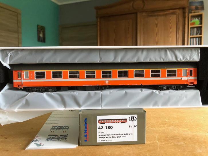 LS MODELS 42180 SNCB VOITURE I6 A9 EP IV HO, Hobby en Vrije tijd, Modeltreinen | H0, Zo goed als nieuw, Verzenden