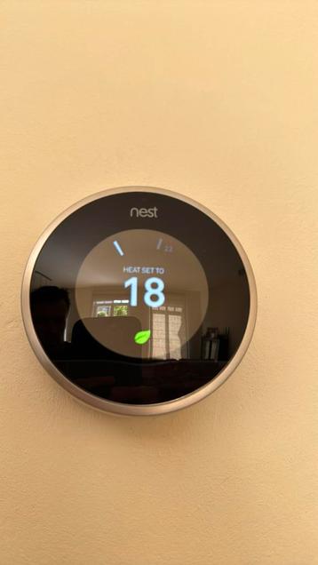 Nest Learning Thermostat (2e génération, version Europe) beschikbaar voor biedingen