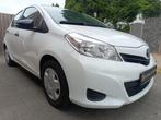 Toyota Yaris 1.0 benzine 2014 GEKEURD, Euro 5, Centrale vergrendeling, Bedrijf, Handgeschakeld
