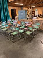 28 oude industriele metalen stoelen uit India vele kleuren, Gebruikt, Overige kleuren, Ophalen of Verzenden, Industrieel/Vintage