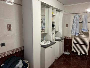 Badkamermeubel beschikbaar voor biedingen