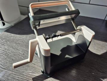 Catto Lurch Japanse roterende mandoline beschikbaar voor biedingen