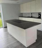 Keuken met kookeiland, Ophalen, Gebruikt, Met kookeiland