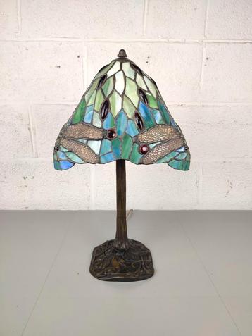 Grote oud Tiffany lamp met bronzen voet beschikbaar voor biedingen