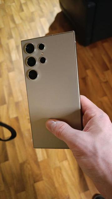 Samsung s24 Ultra 512gb beschikbaar voor biedingen