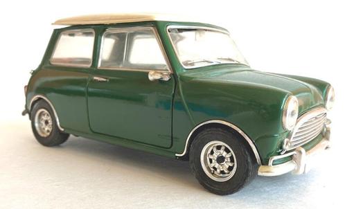 Mini Cooper Almond green-wit dak., Hobby en Vrije tijd, Modelauto's | Overige schalen, Gebruikt, Auto, Ophalen