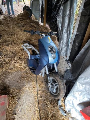 Peugot ludix geen papieren, Fietsen en Brommers, Scooters | Peugeot, Ophalen of Verzenden, Zo goed als nieuw