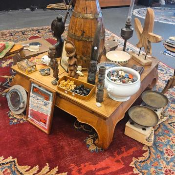 Vintage houten opiumtafel (100x100cm)  vierkante salontafel  beschikbaar voor biedingen