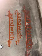 Metalen reclame beugels.  Sandwich., Verzamelen, Ophalen