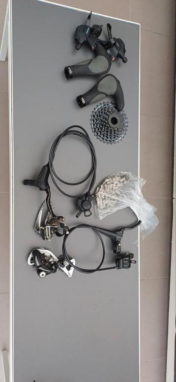Shimano tandwiel 8 speed, ketting, derailleur shifter beschikbaar voor biedingen
