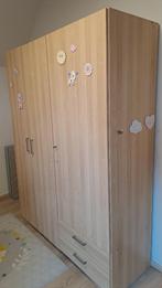 Gratis kleerkast, Huis en Inrichting, Gebruikt, 100 tot 150 cm, Zie foto's, 150 tot 200 cm