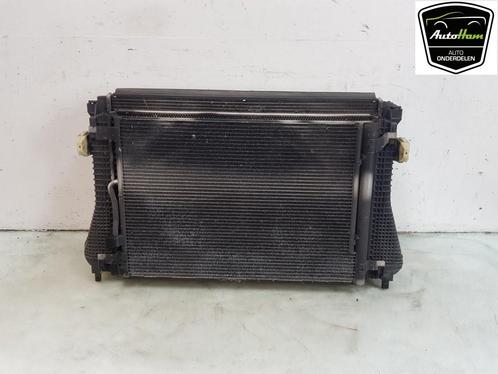 RADIATEUR COMPLEET Skoda Octavia Combi (5EAC), Auto-onderdelen, Airco en Verwarming, Skoda, Gebruikt