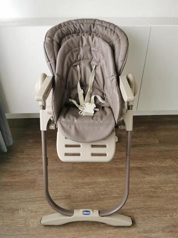Chaise haute bébé marque Chicco 