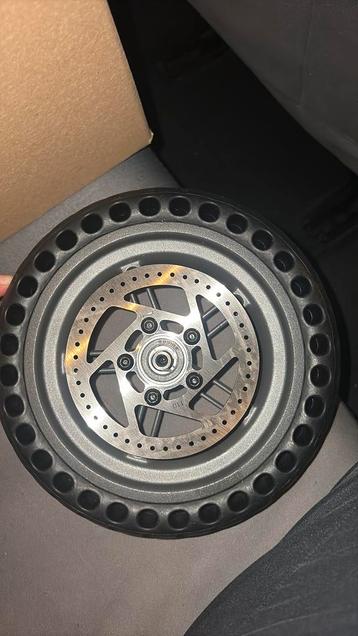 STEP VELG NINEBOT MET REMSCHIJF beschikbaar voor biedingen