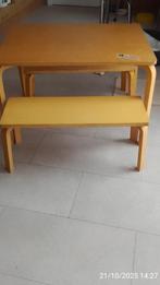 Kindertafel met bankjes, Kinderen en Baby's, Ophalen, Gebruikt, Tafel(s) en Stoel(en)