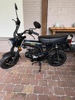 Te koop bluroc dax met maar 100km, Fietsen en Brommers, Brommers | Overige merken, Ophalen, Nieuw, Klasse B (45 km/u), Bluroc