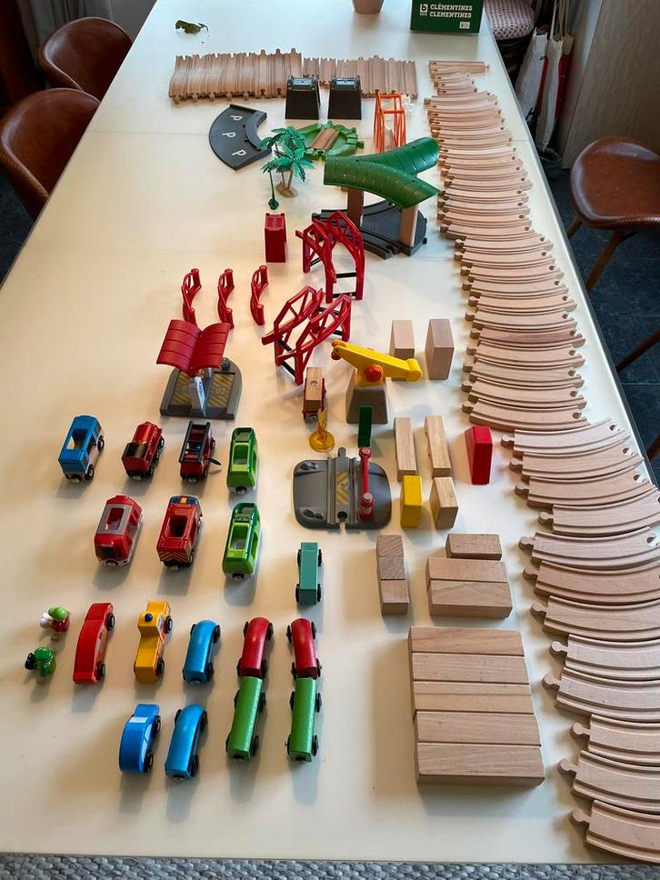 Brio treinen en sporen, Kinderen en Baby's, Speelgoed | Houten speelgoed, Zo goed als nieuw, Ophalen