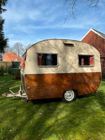 Mobil-home Bison 1960 disponible aux enchères