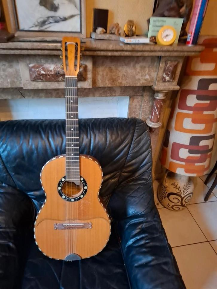 Louis Patenotte-Gelas 1960 gitaar, Muziek en Instrumenten, Snaarinstrumenten | Gitaren | Akoestisch, Zo goed als nieuw, Resonator- of Dobrogitaar