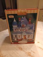 LEMAX CADDINGTON VILLAGE HARLOW MANOR HUISJE, Diversen, Ophalen of Verzenden, Zo goed als nieuw