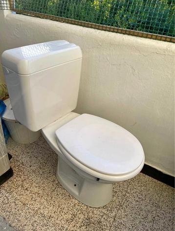 wc complet avec chasse Geberit sortie verticale, Enlèvement, Comme neuf