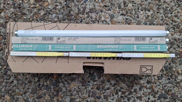 NIEUWE gewone SYLVANIA TL Lampen Luxline Plus 60 cm 18 watt, Huis en Inrichting, Lampen | Losse lampen, Nieuw, Ophalen